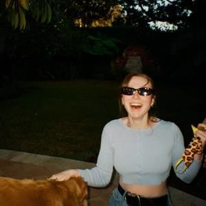 Meet your Posher, Emma